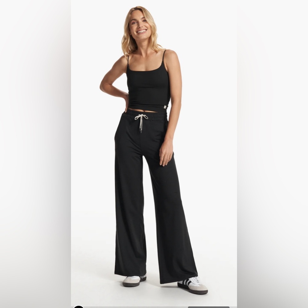 VUORI Halo Essential Wide leg Size Large